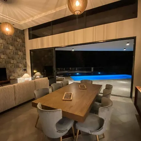 Villa Estrelicia Brava